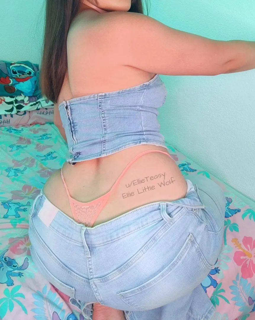 Accidentally on purpose letting my whale tail flash posted by EllieTeasy