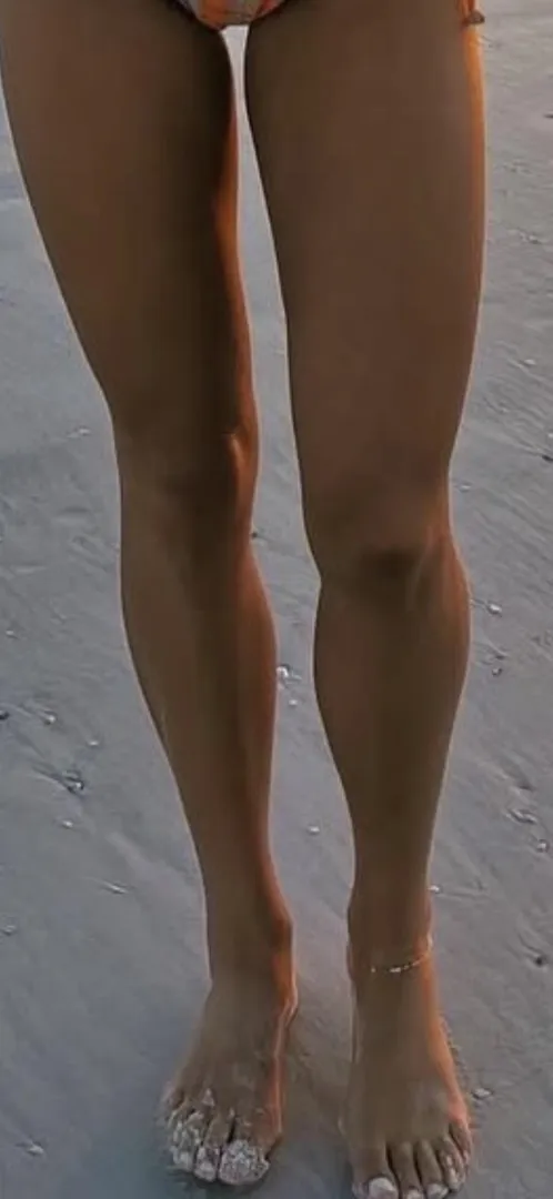 Account was deleted so starting over legs on the beach posted by jen_2016