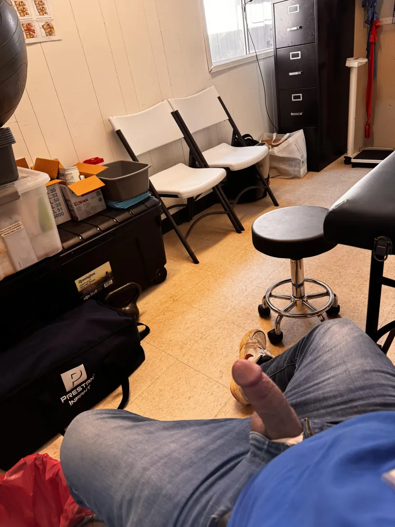 Action in the training room posted by lick_pineapple