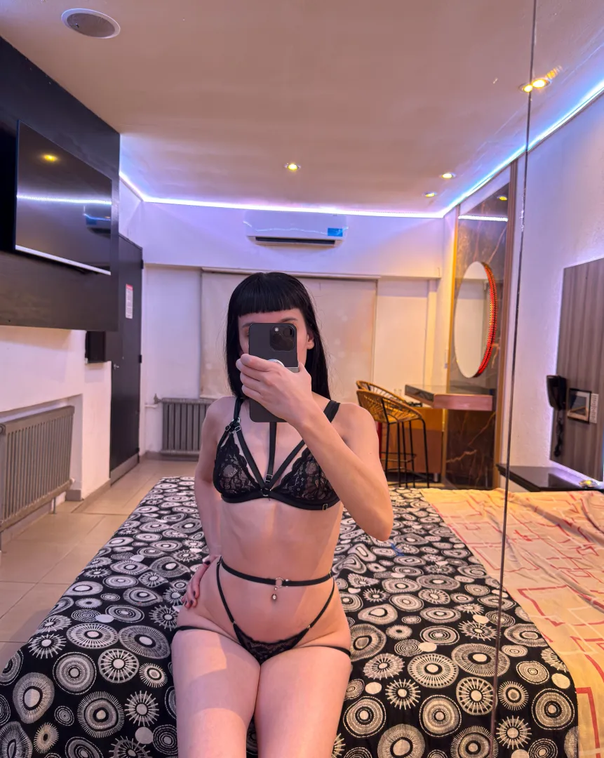 Active right now posted by softdayvibes