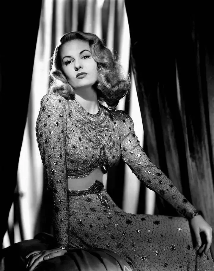 Actress Sally Gray (February 14, 1915 - September 24, 2006) posted by thing_place_person