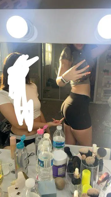 Add me on snapchat ;) posted by ImaginaryOwl1876