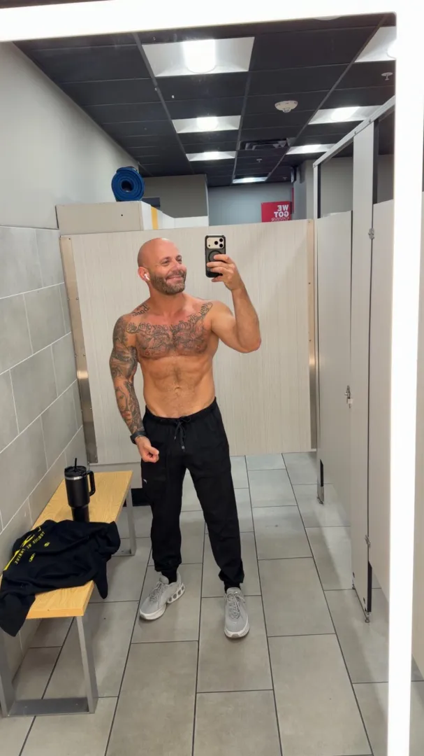 Add me to the mix . [M4mf] posted by Ok-Conversation-7980