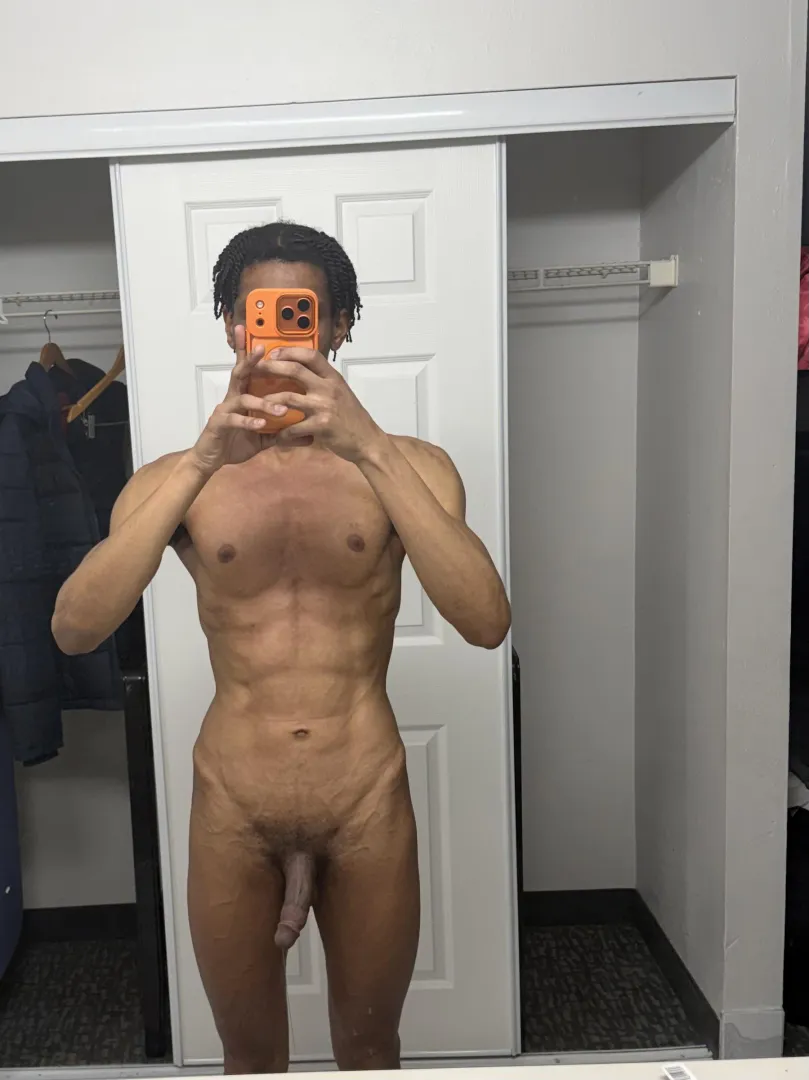 Age: 25 Can you help me get hard? posted by Only_Wind4030