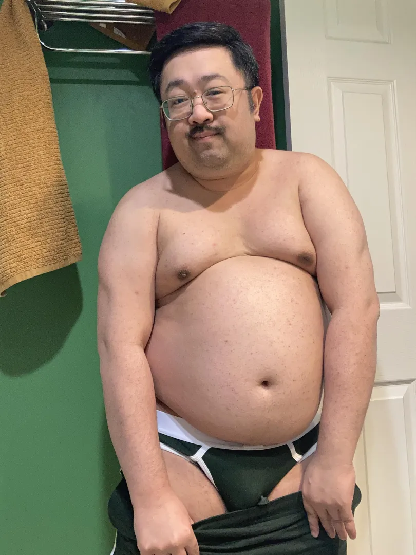 Age 40 - Green Teamm8 briefs posted by pollinatemyface