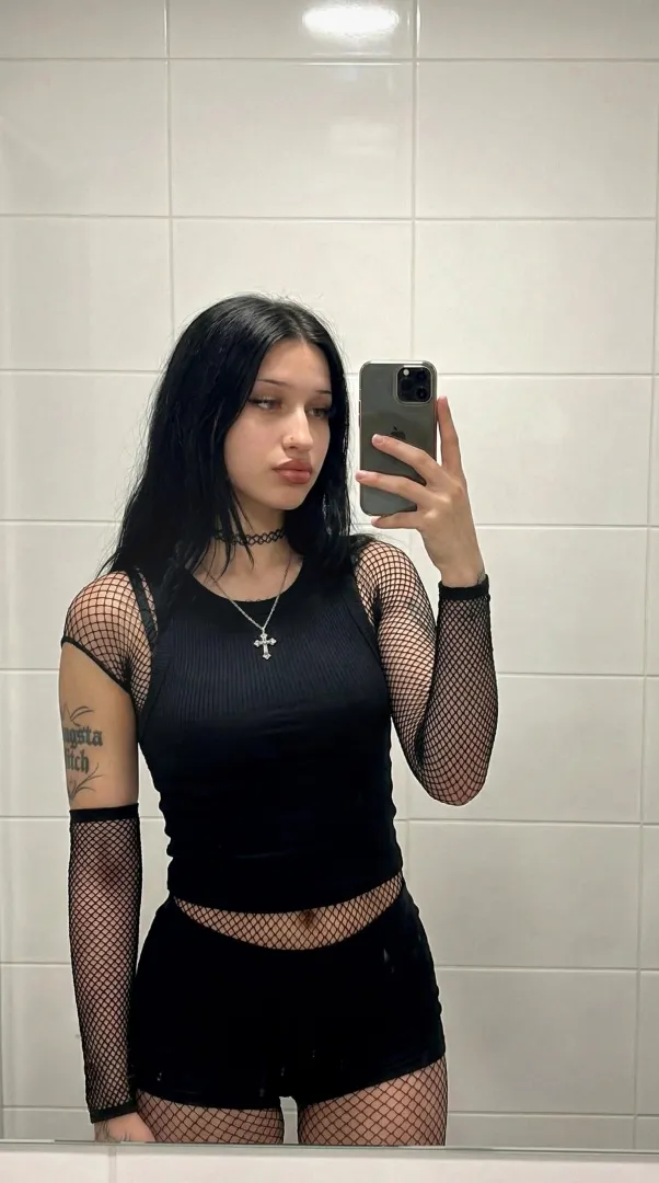 Ai making my pussy soaking wet posted by PositionOwn1218