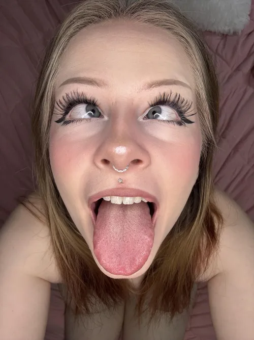 Aim for my tongue if u can by _lyla999