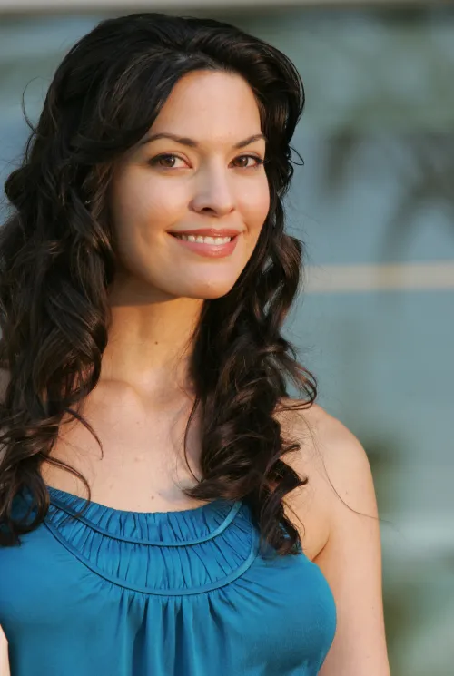 Alana de la Garza by [deleted]