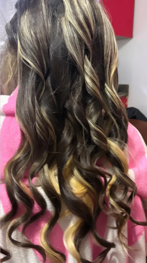 Algo diferente en mi cabello by mariale_2