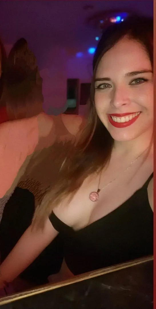 Alguno quiere que le haga un pete?  posted by AntoPT2026