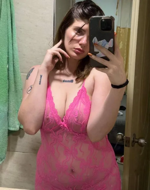 All heavy from snacking all day by kissesflux