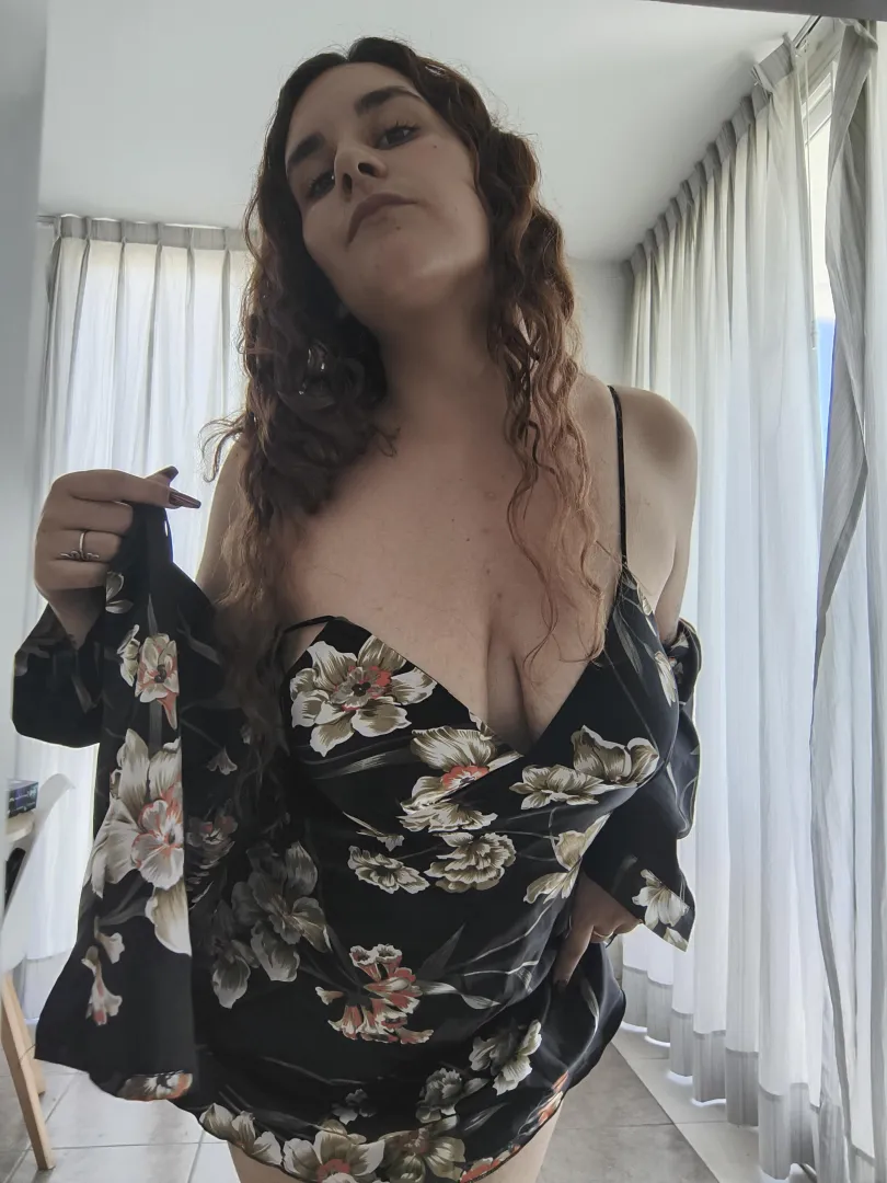 All I want from you is for you to make my wallet grow posted by cherry_flower00