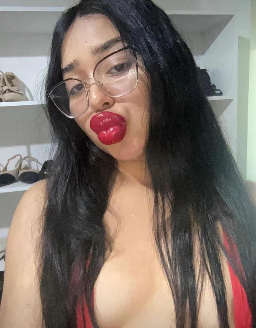 All kisses for you posted by _sgzg1