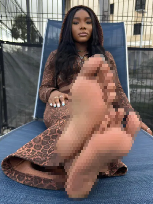 All you get to eat is the dirt and sand from my soles! by Sub_Ne0s