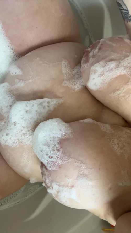 Alll soapy  by mlillyxxx