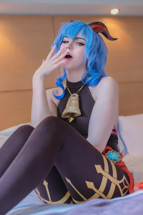 Aloeveraiskawaii as Ganyu by aloeveraiiskawaii