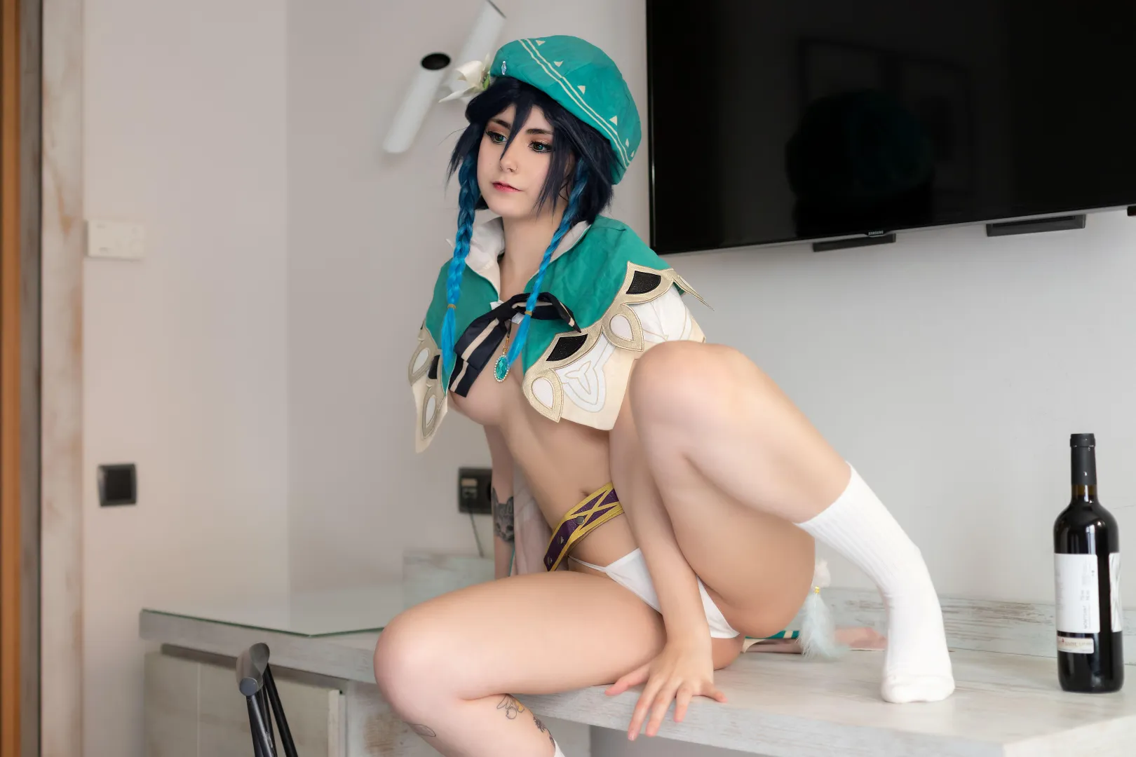 Aloeveraiskawaii cosplaying Venti [Genshin Impact] posted by aloeveraiiskawaii