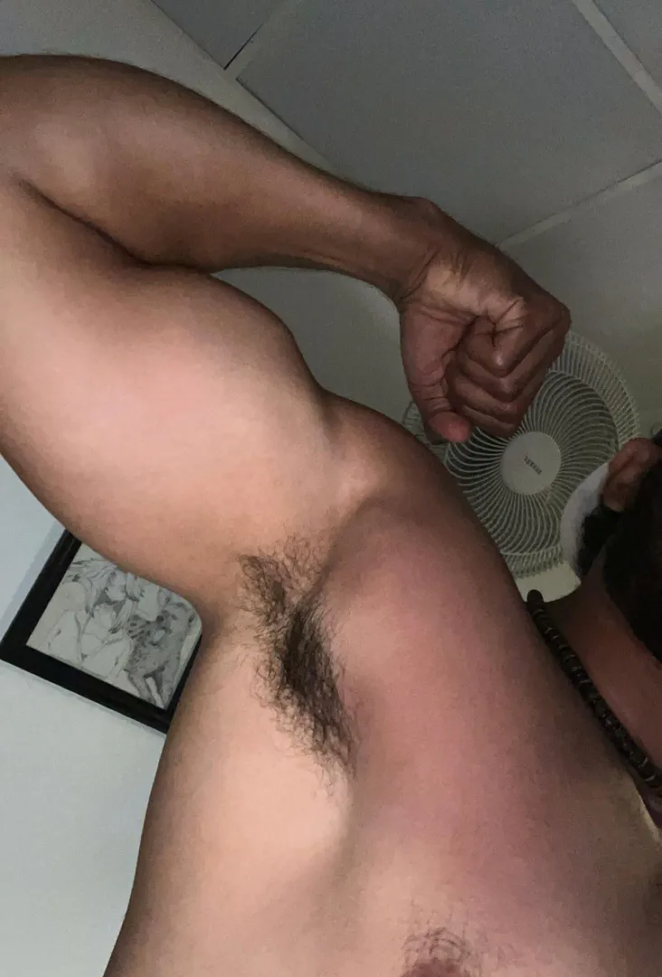 alpha male armpits posted by No_Speaker4065