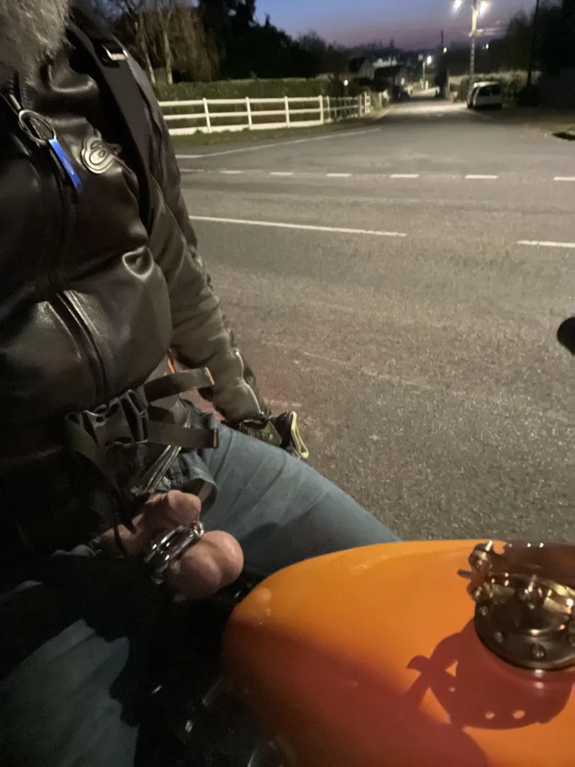 Always cool to go for a ride  posted by risumblr77