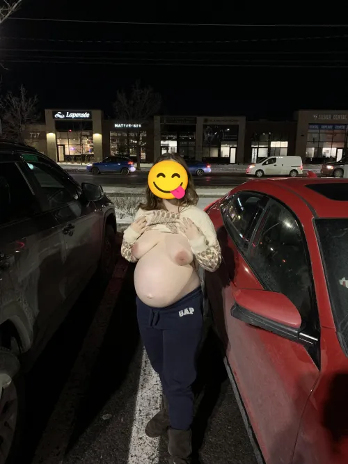 Always the most popular girl in the parking lot.. by maryjaneporn