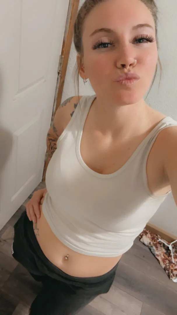 Always trying to seduce you... tell me if it's working so far posted by SweetEchloXO