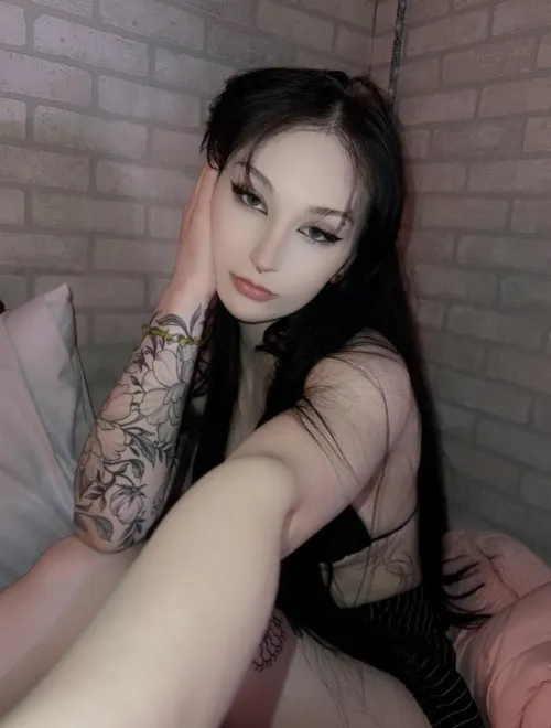 Am i cute? by hexxedneko