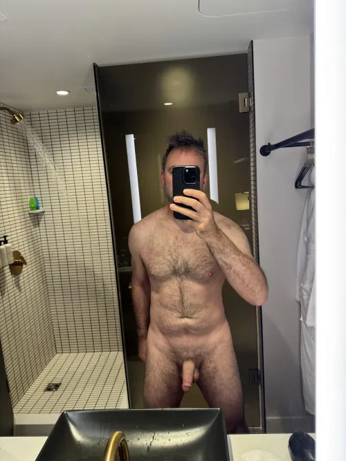 Am I dadbod enough? by CucumberEcstatic237