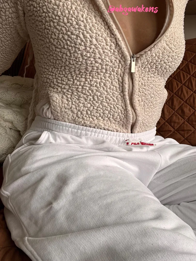 am I giving lowkey little? posted by abgawakens