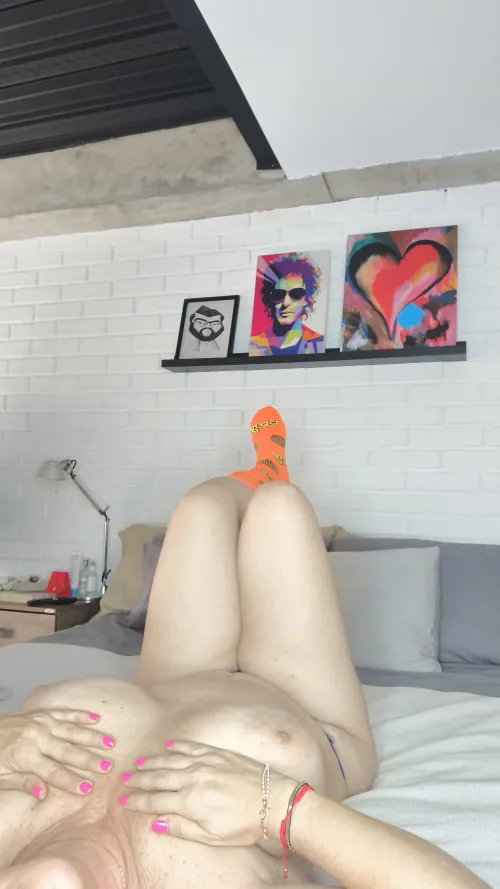 Am I still sexually pleasing for a 50yo latina milf? by oldbustyymom