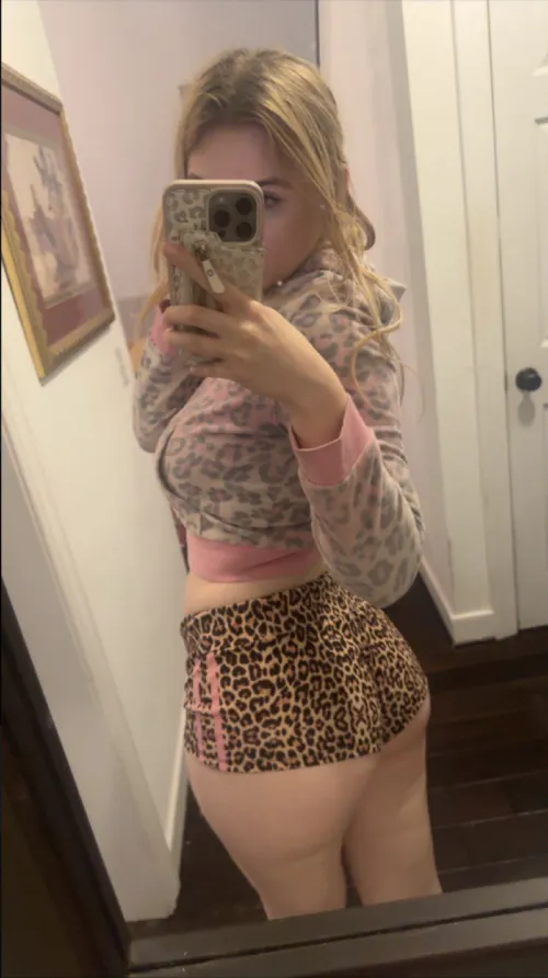 am i super hot teen? by britneybelmont