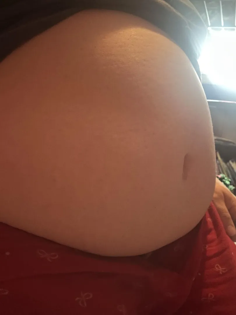 Am I too big posted by noface-bigboobs