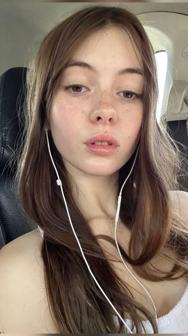 am i your perfect little 18yo cumdump for the weekend? :3 posted by Kenawood