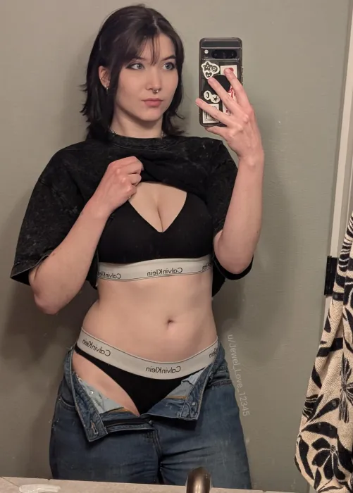 Am I your type? by Jewel_Love_12345