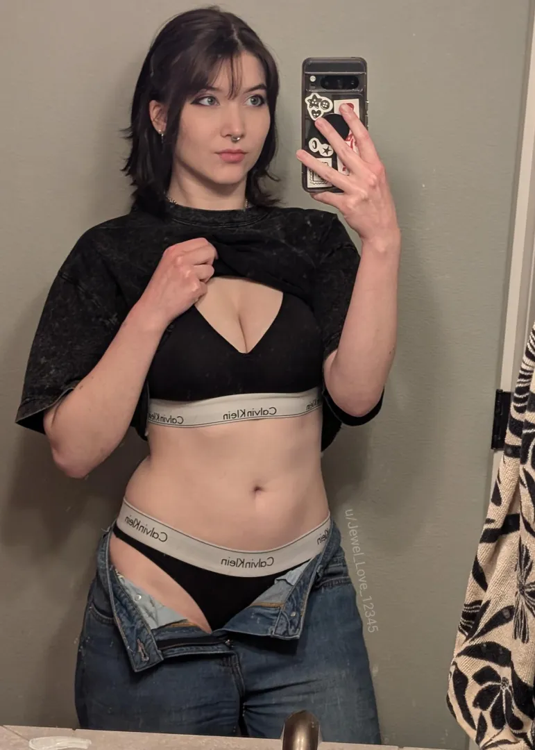 Am I your type? posted by Jewel_Love_12345