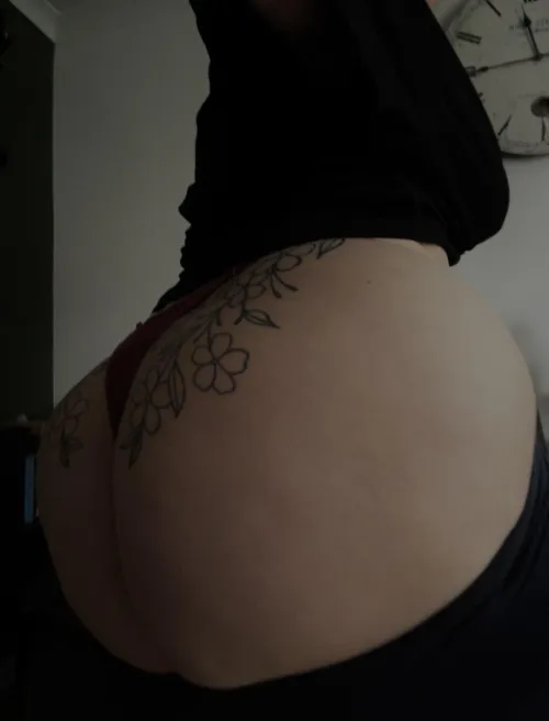 Am I your type of fat?❤️ by luvelyrosee