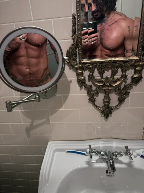 Am I your type of yummy gay bro? by Certain_Platypus21