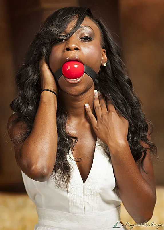 Amaya Solstice posted by blackonblackbdsm