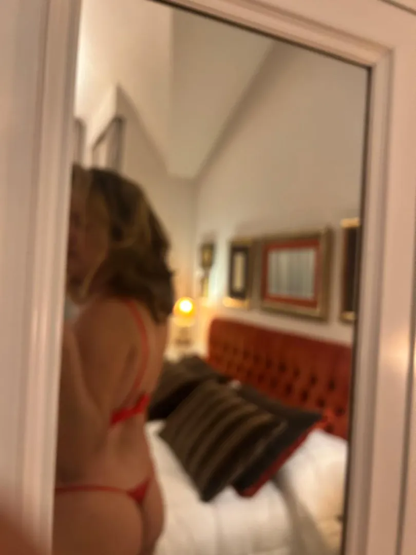 Amo las noches de Hotel posted by LunaVioletayJazmin