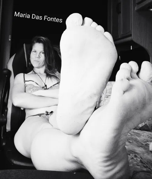 And now what do we do, sweet cheeks? by MariaDasFontes