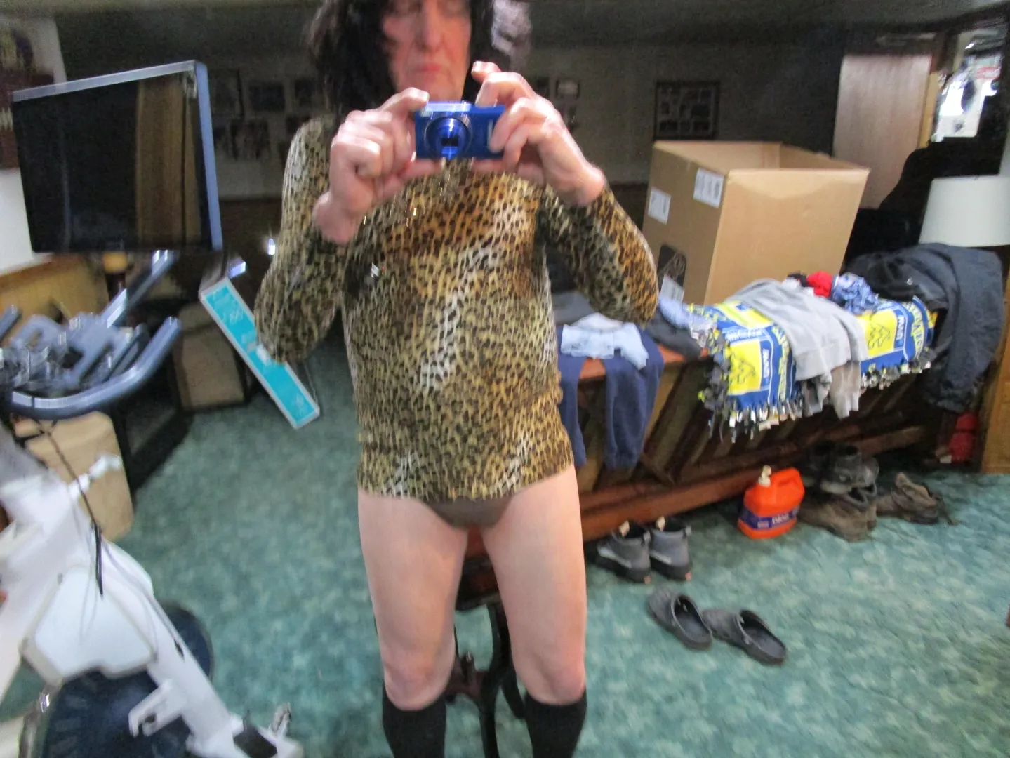 Andi says Hi from Pgh  south hills posted by littlecox4