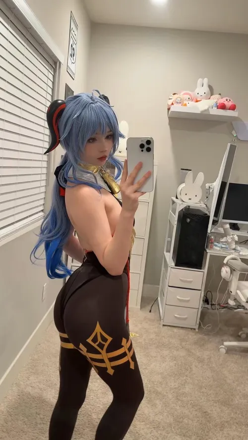 Anime and chill? by Smeepsi