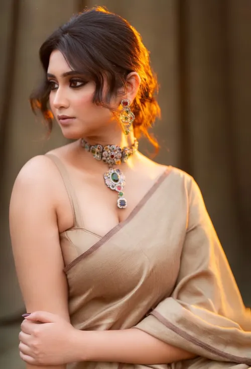 Ankita Mallick by paridhifapps