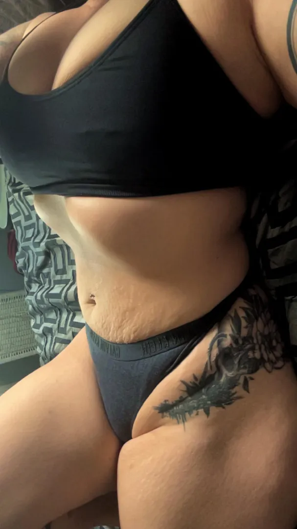 Any BBC or BWC wanna fuck me while my husband has to watch tomorrow night? [F] posted by MarilynMonreuxxx