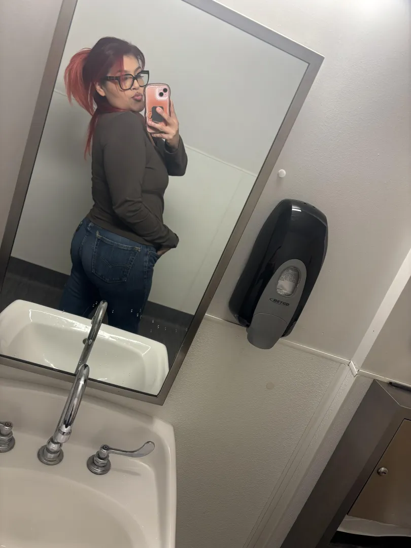 Any couples on Westside posted by Nonameneeded_69