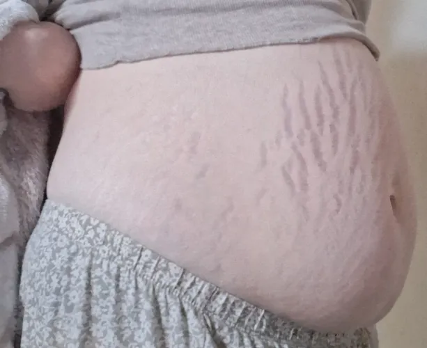 Any daddy feeders able to fill me up by One_Choice_8681