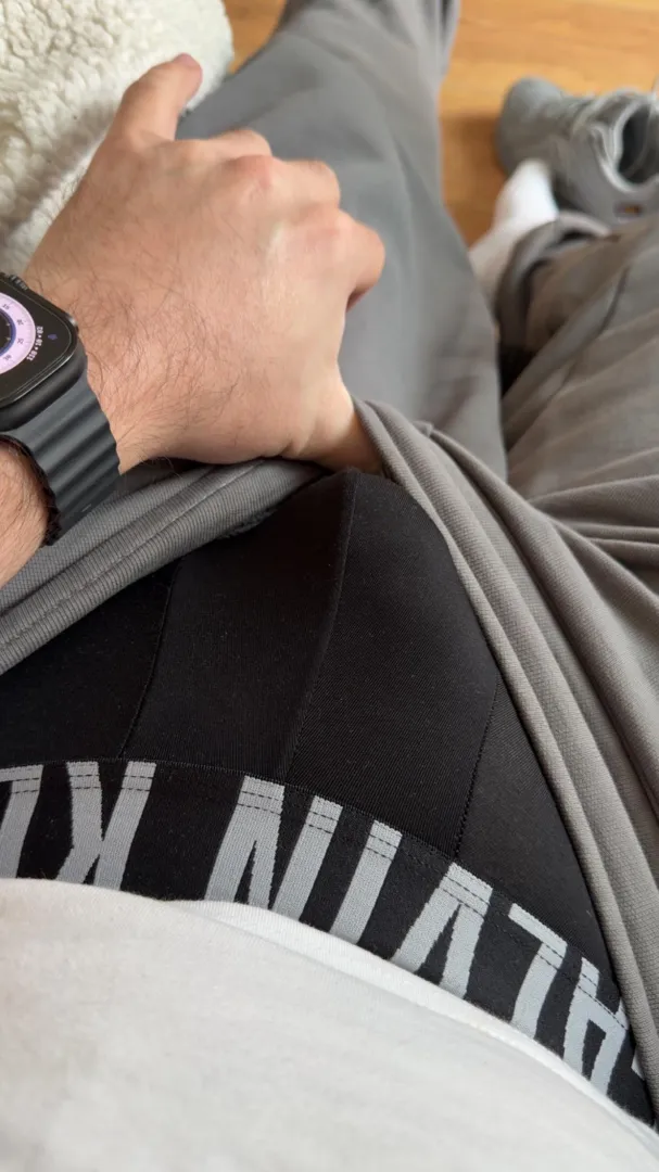 Any fit, masc Essex lads looking to meet today? Either 1-1 or 3 way. DM - not over 35. posted by StunningReindeer6655