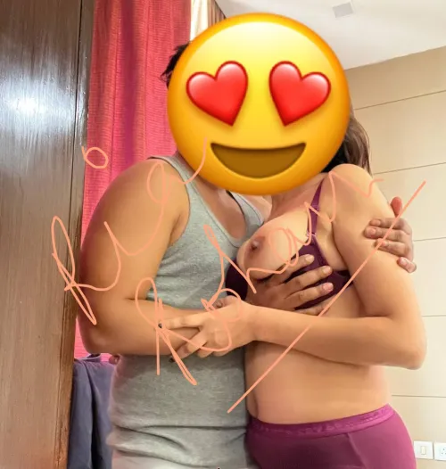 Any girl or couples tonight [m] by Riarohan90