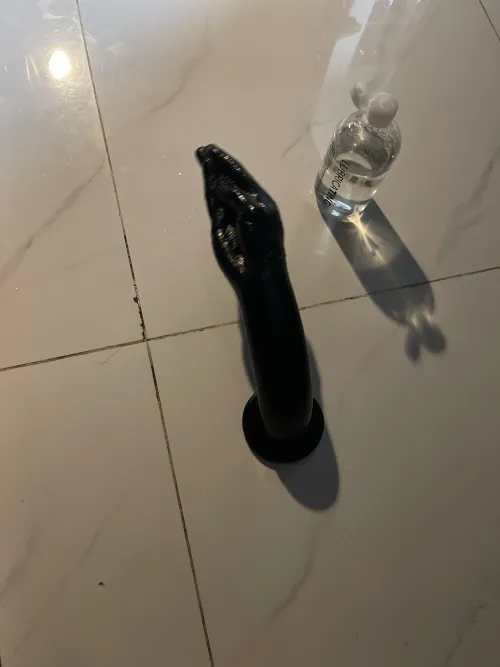 Any help guys?? I need some tips. I’m quite experienced, can fit a few toys in easy enough. This one is stressing me out. by Suspicious-Choice439