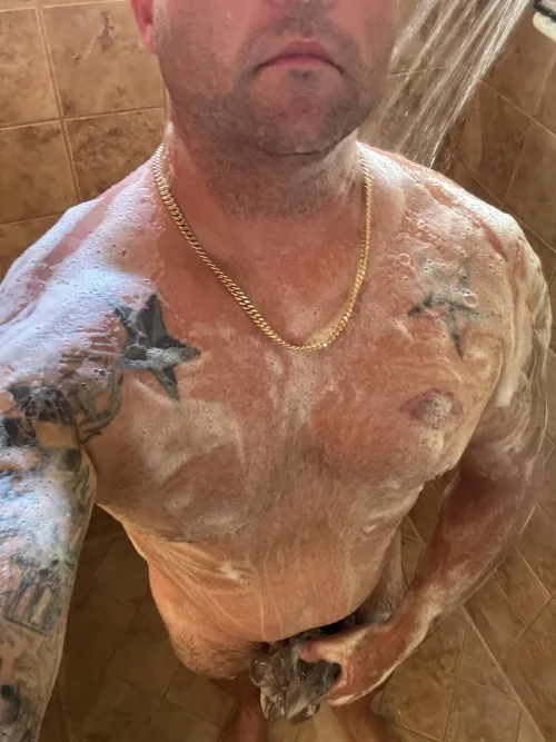 Any ladies going tonight? by Winter_Juggernaut388