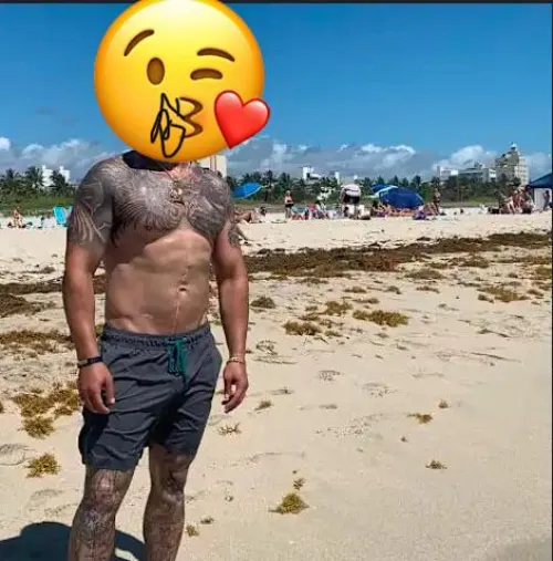  any ladies want to be eaten #Chandler by Dragonslayer1359